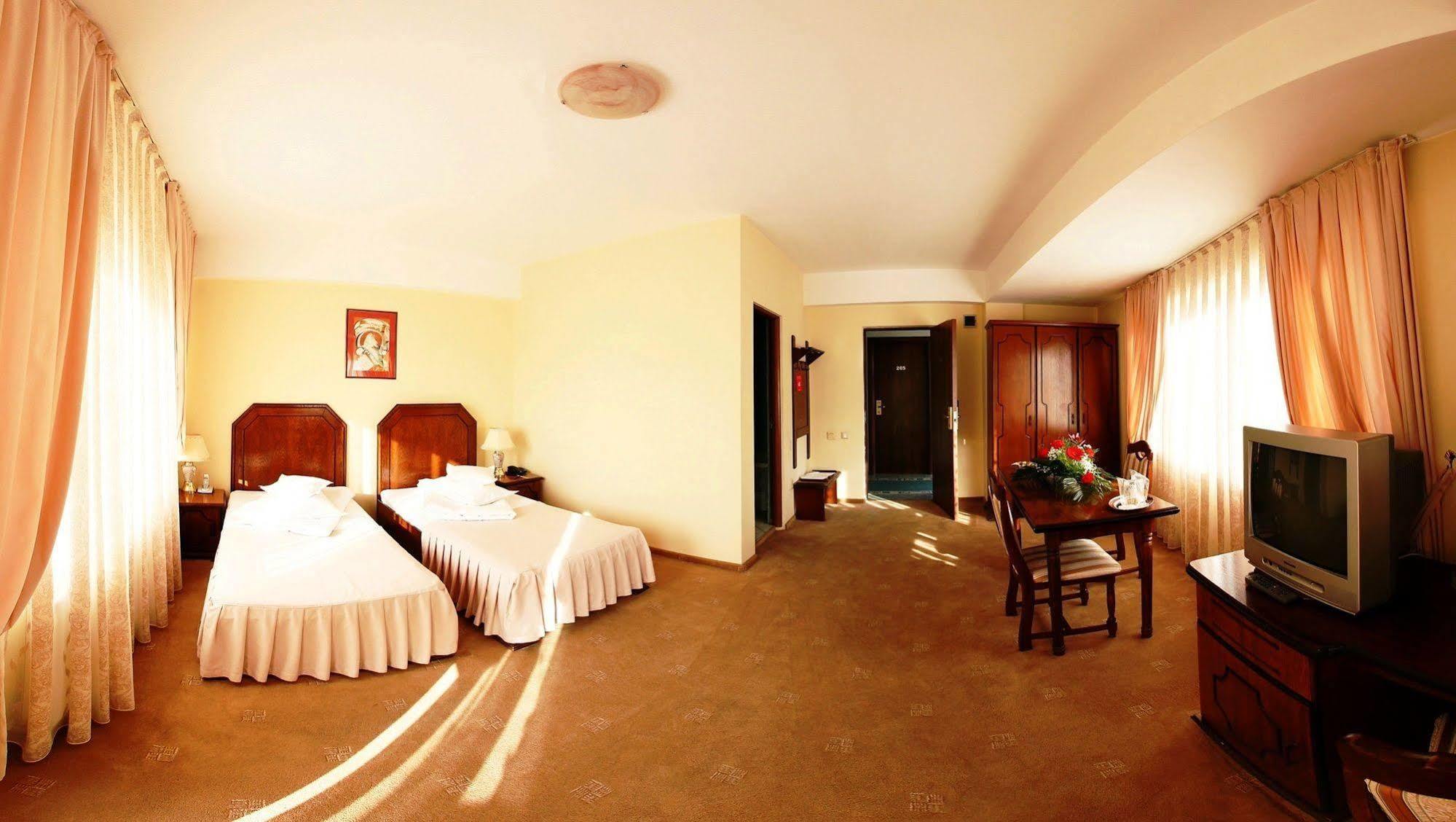 Hotel Premier Cluj-Napoca Cameră foto